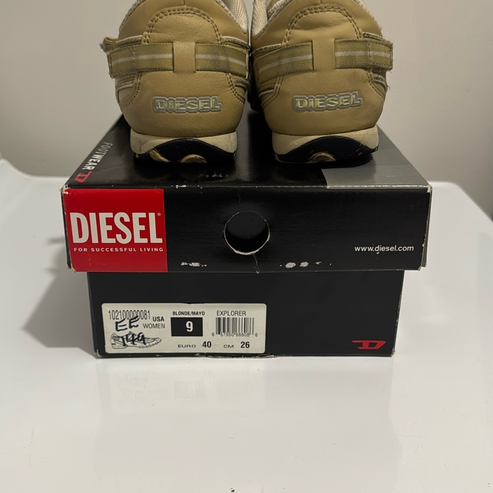 Diesel Explorer: Blonde/Mayo Size 9